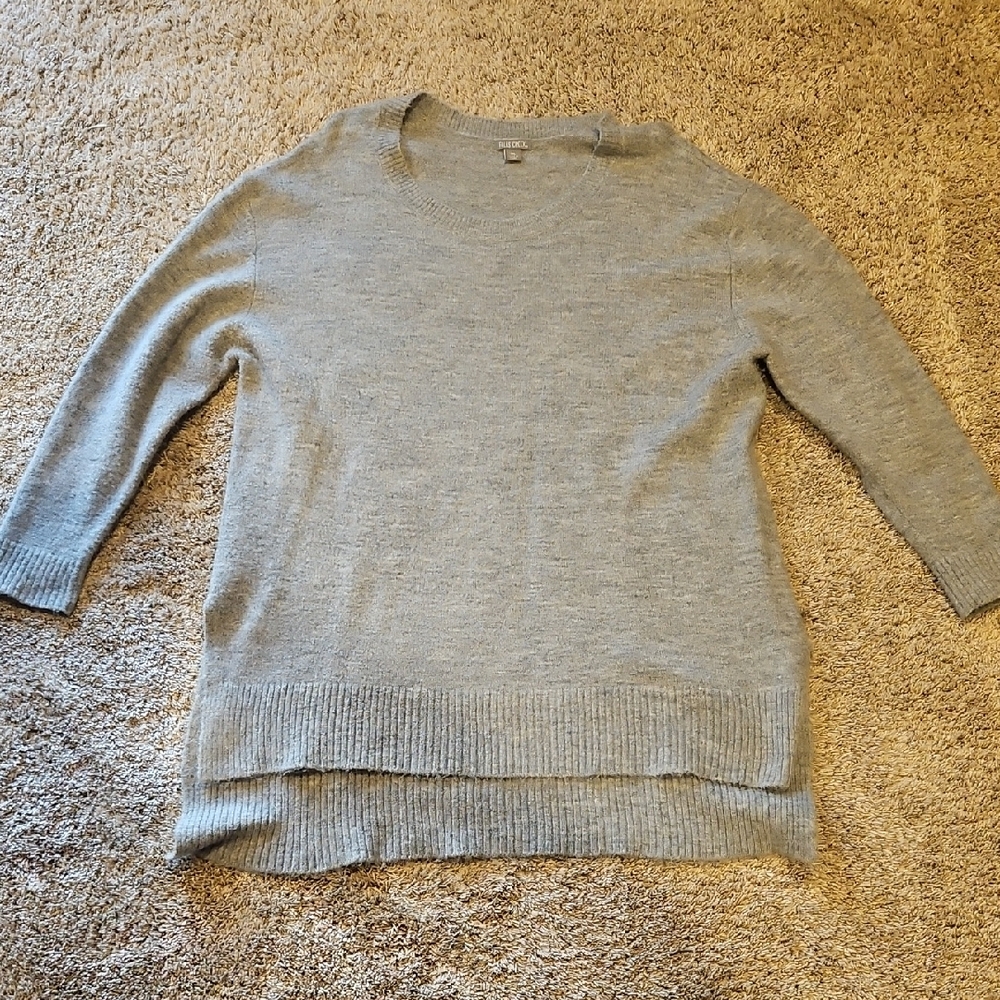 Women's Gray Sweater